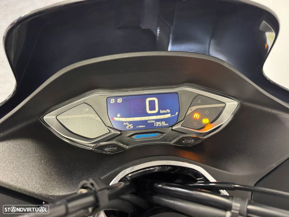 Honda PCX125 125 - 6