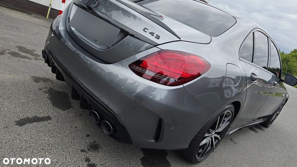 Mercedes-Benz Klasa C AMG 43 4Matic 9G-TRONIC - 12