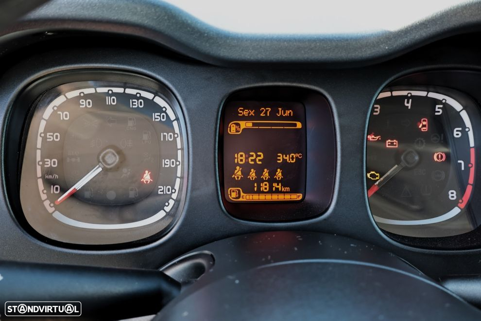 Fiat Panda 1.0 Hybrid Cross - 13