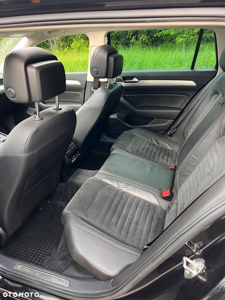 Volkswagen Passat 2.0 TDI (BlueMotion Technology) Trendline - 15