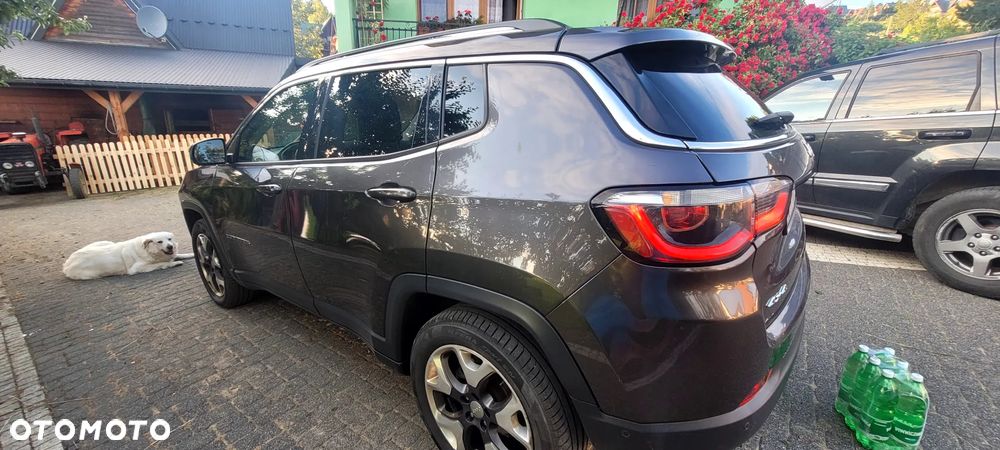 Jeep Compass - 4