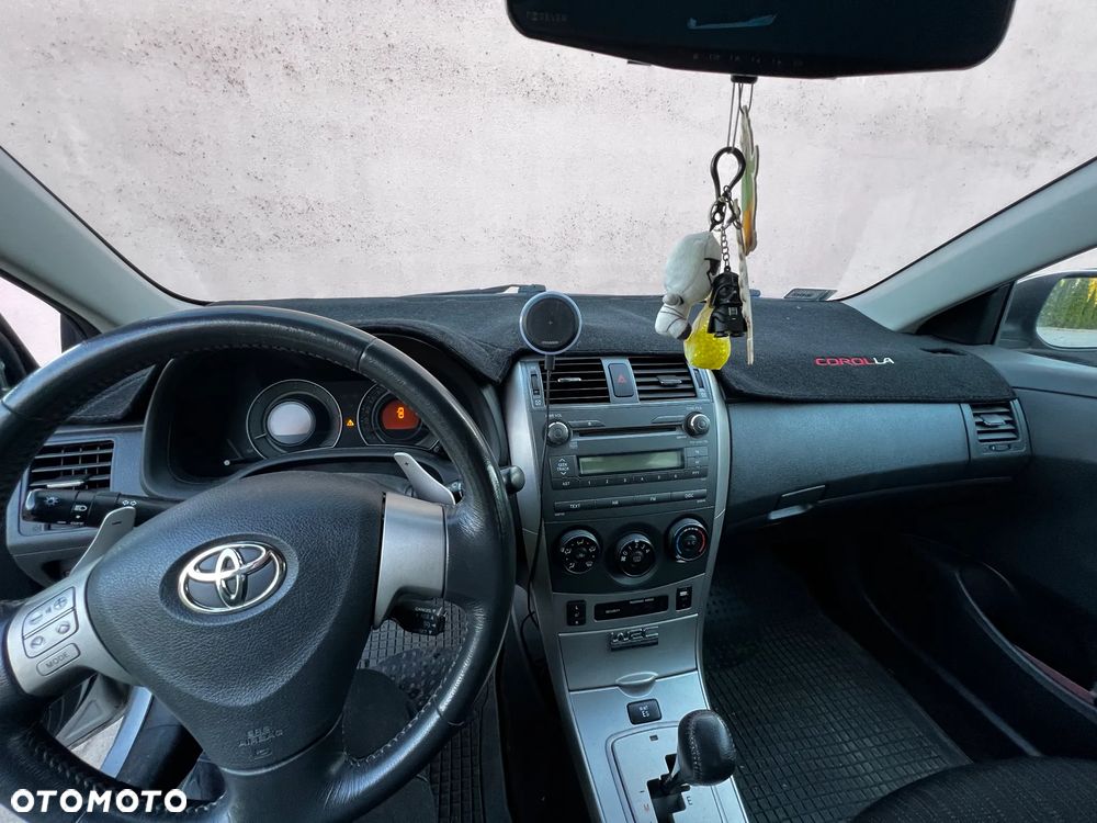 Toyota Corolla 1.6 VVT-i Luna MM - 6