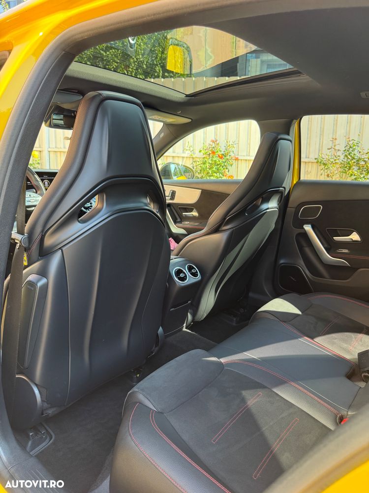 Mercedes-Benz A 35 AMG - 14