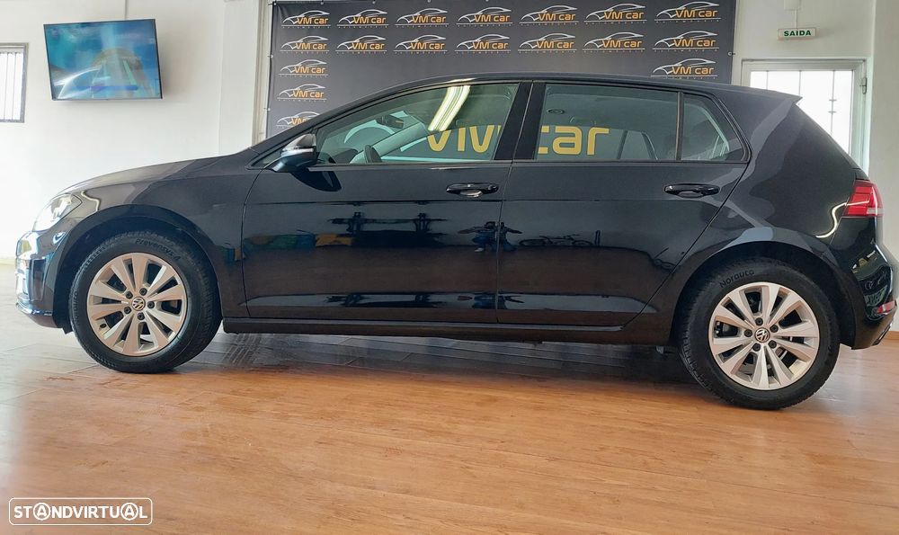 VW Golf 1.6 TDI Confortline - 9
