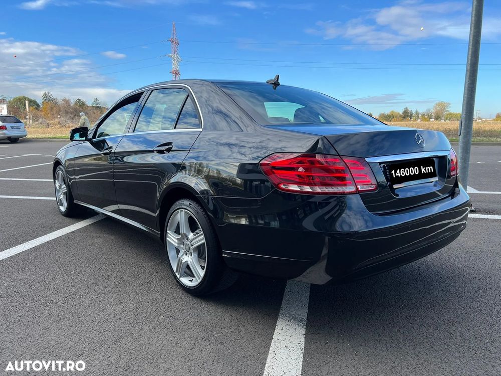 Mercedes-Benz E - 5
