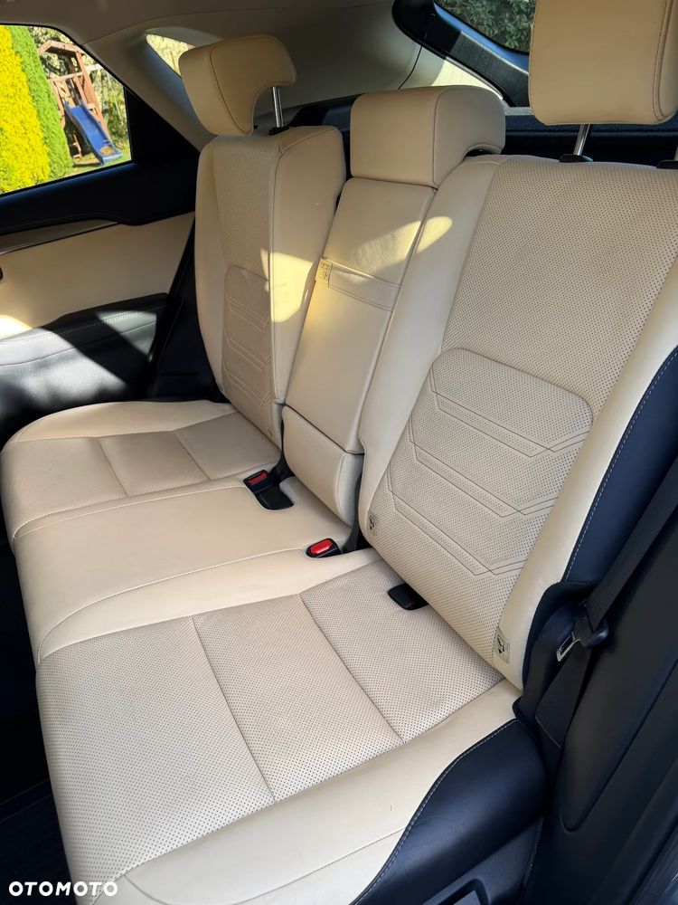 Lexus NX - 9