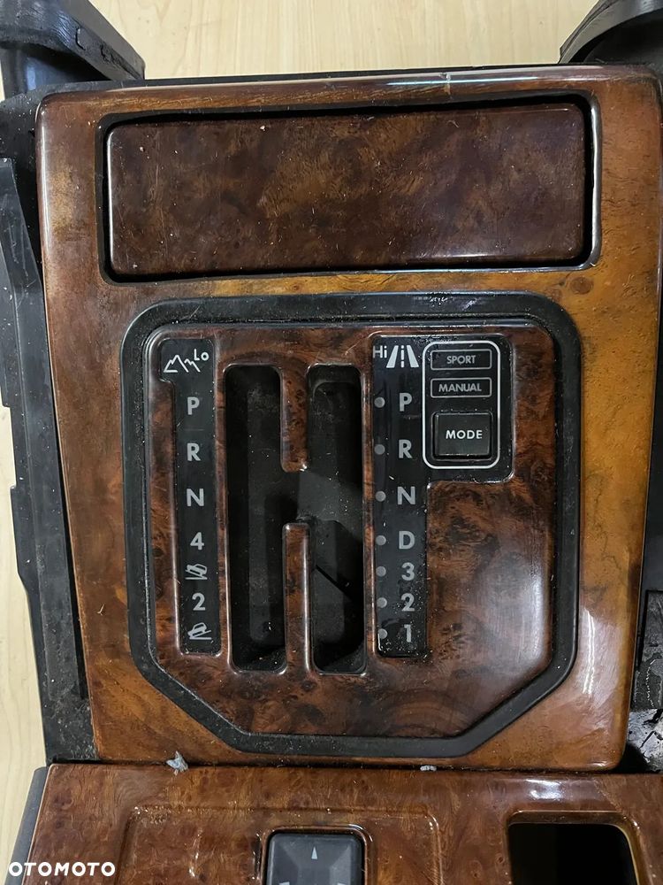 Panel na wybierak skrzyni biegów automat drewno Range Rover P38 1994-2002 - 1
