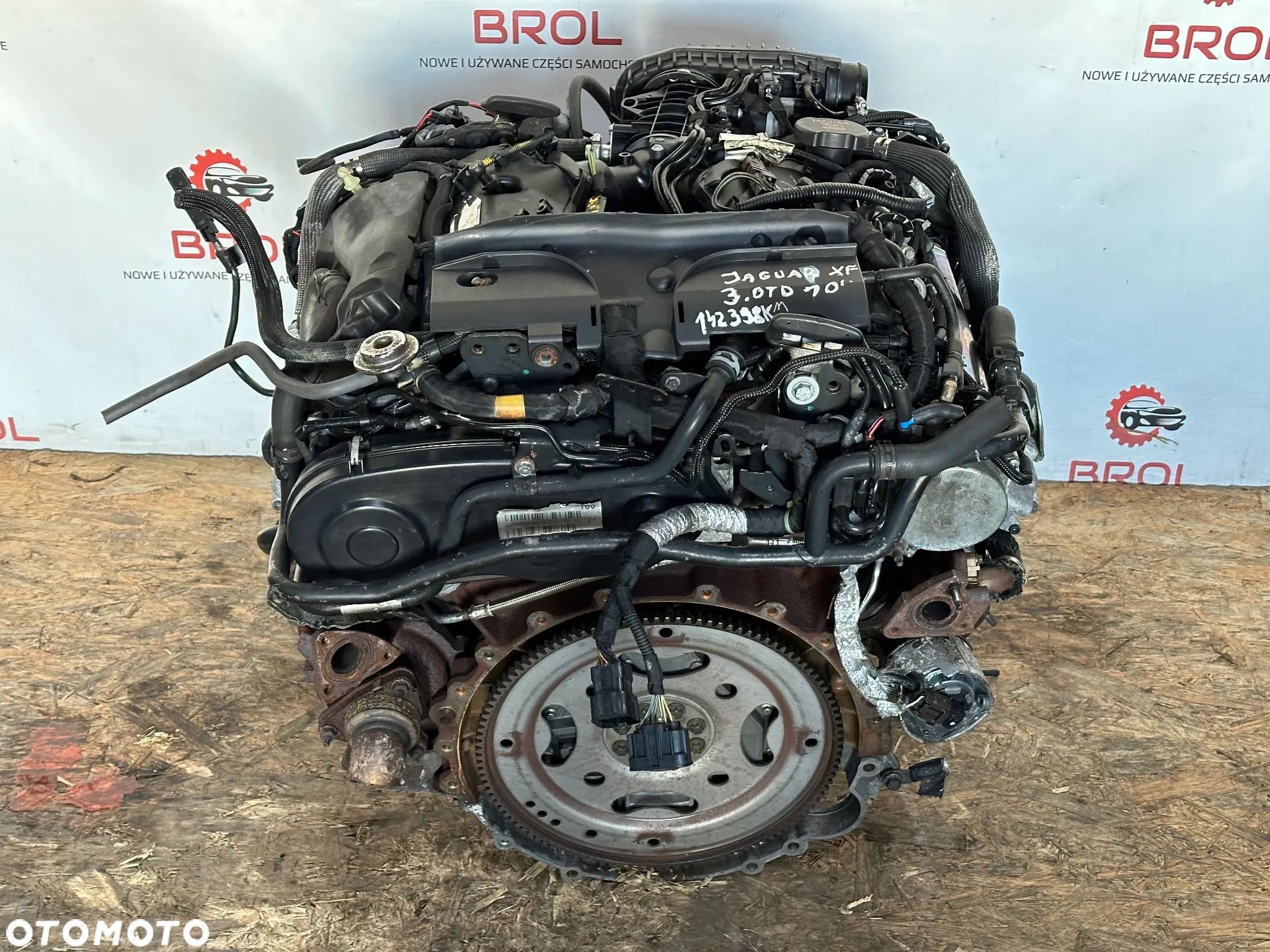 SILNIK JAGUAR XF 3.0 TD 10' 306DT AJV6D - 1