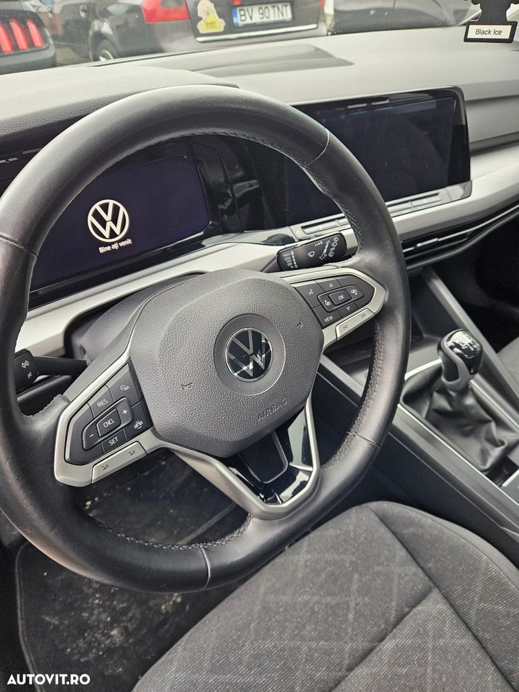 Volkswagen Golf 1.0 TSI OPF Active - 10