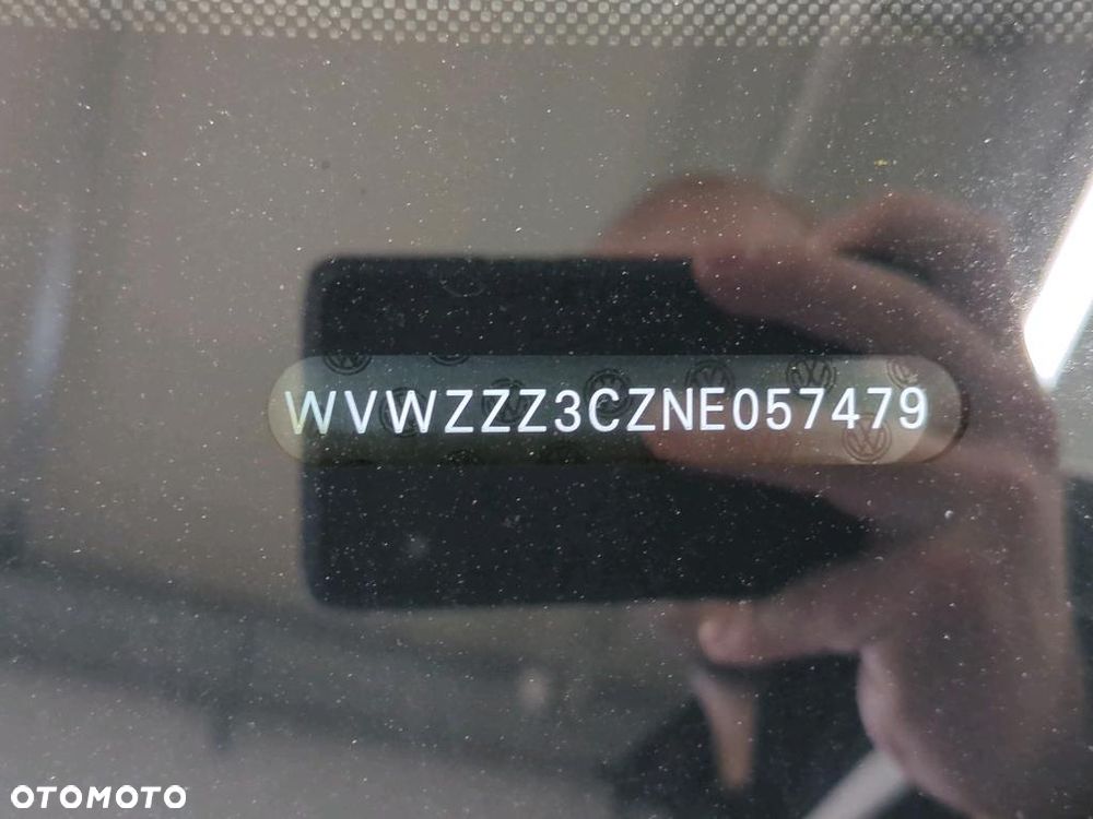 Volkswagen Passat 2.0 TDI Business DSG - 23