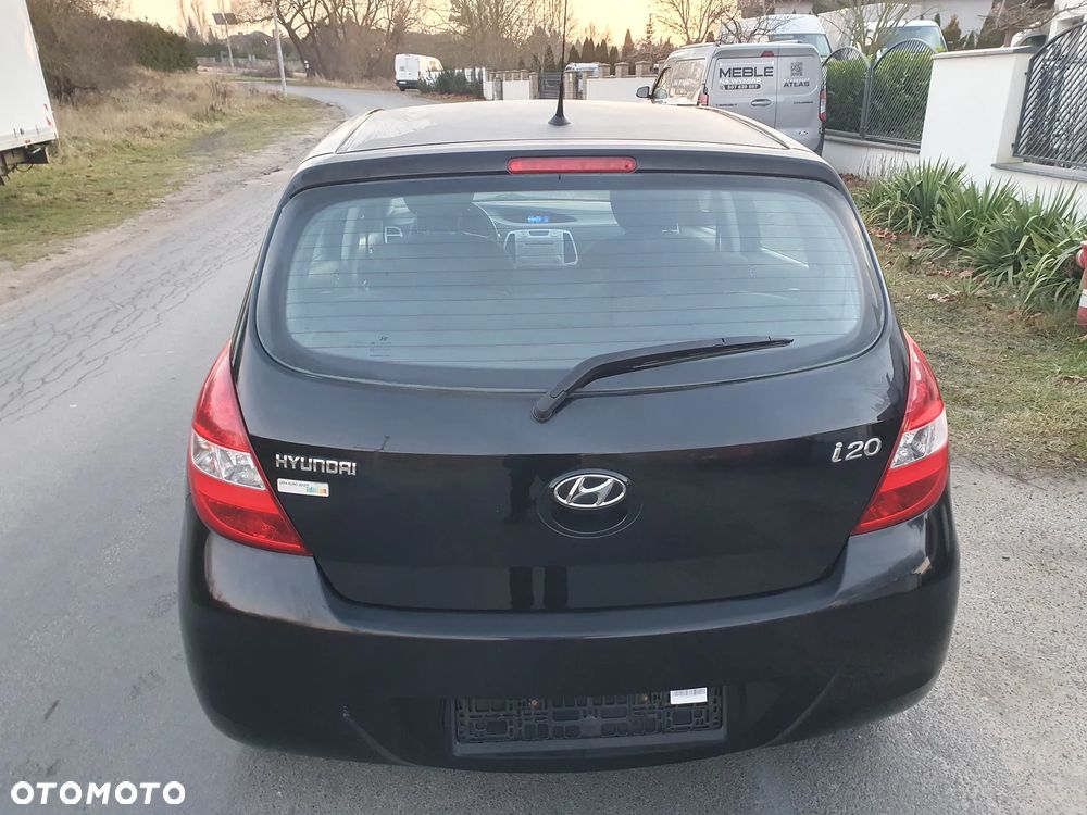 Hyundai i20 1.2 UEFA EURO 2012 Edition - 12