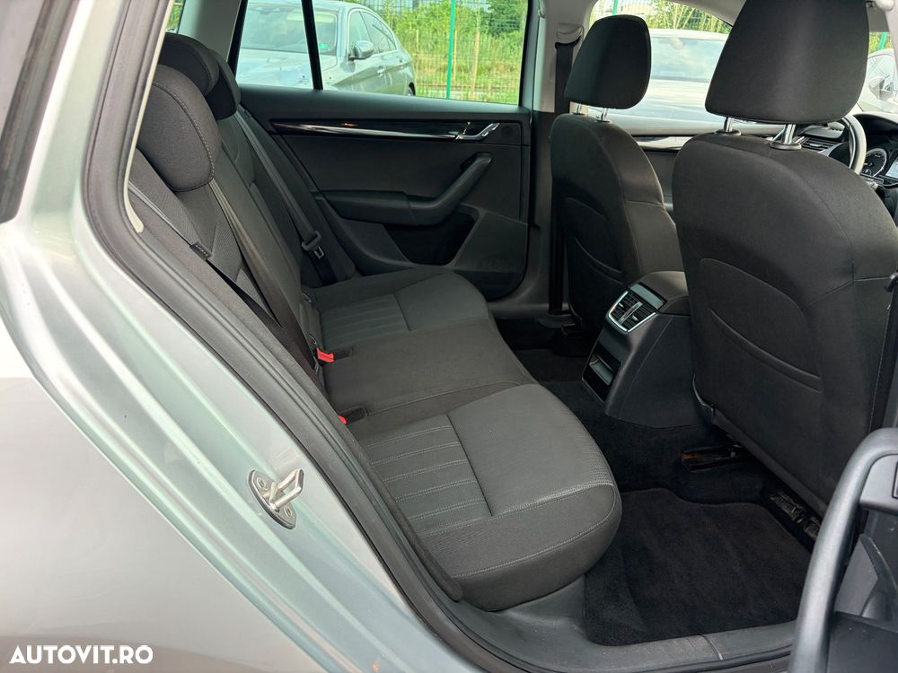 Skoda Octavia - 11
