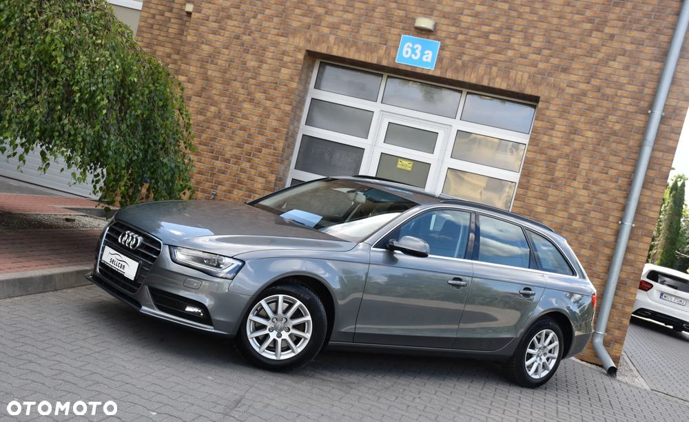 Audi A4 Avant 2.0 TDI DPF clean diesel Ambiente - 27