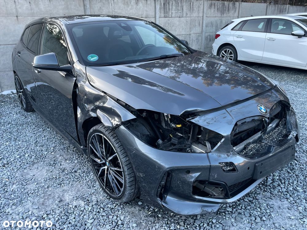 BMW Seria 1 120d xDrive Edition M Sport Shadow - 10