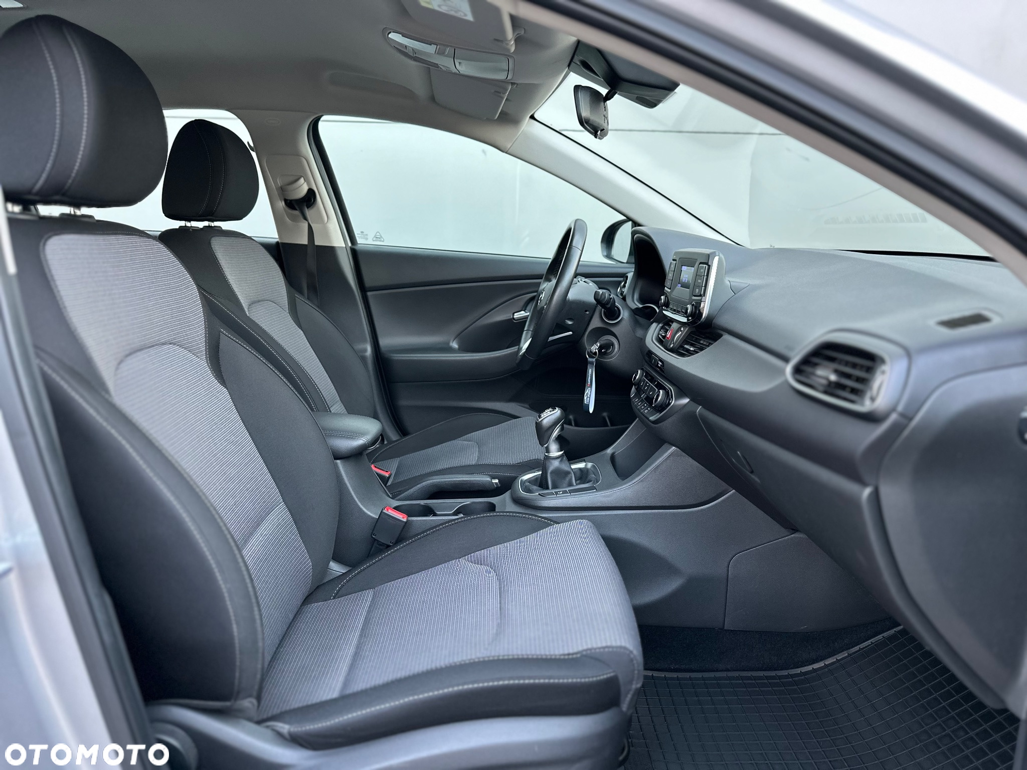 Hyundai i30 1.5 DPI Classic + - 32