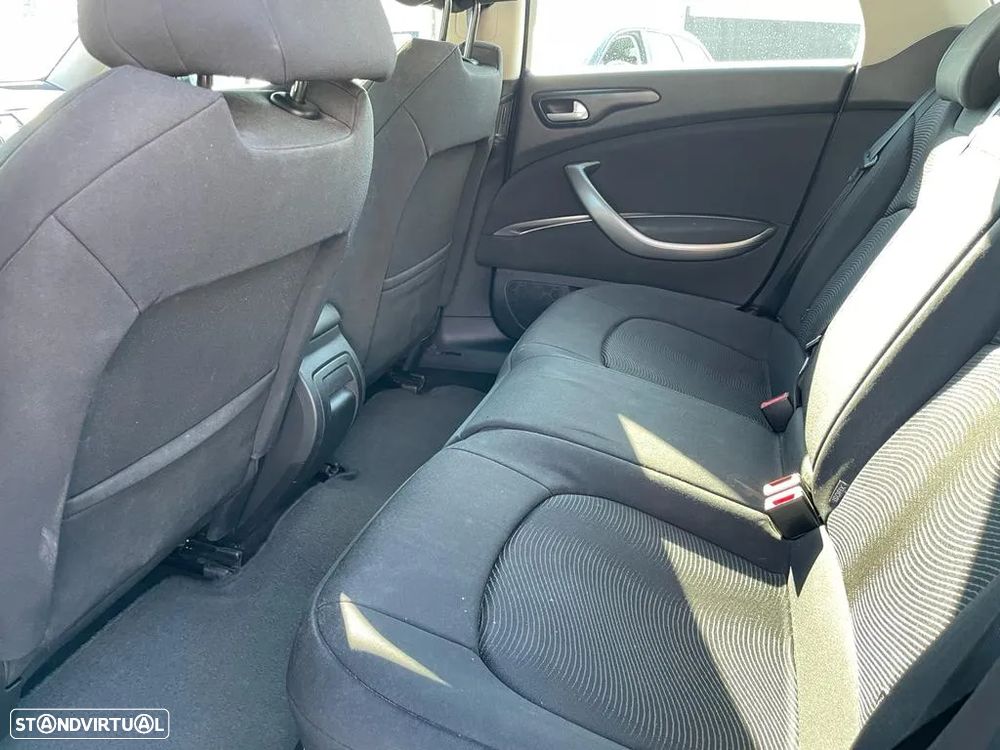 Citroën C5 Break 1.6 HDi X - 19