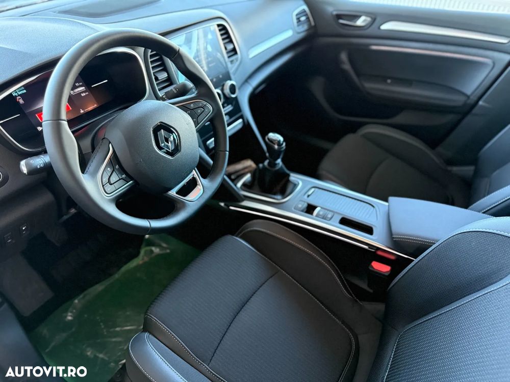 Renault Megane TCe 140 GPF Techno - 9