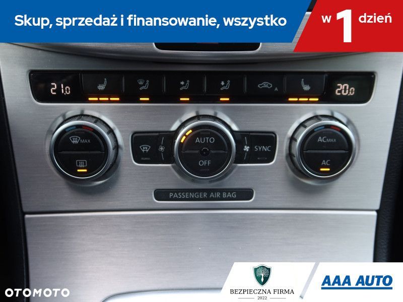 Volkswagen Passat - 17