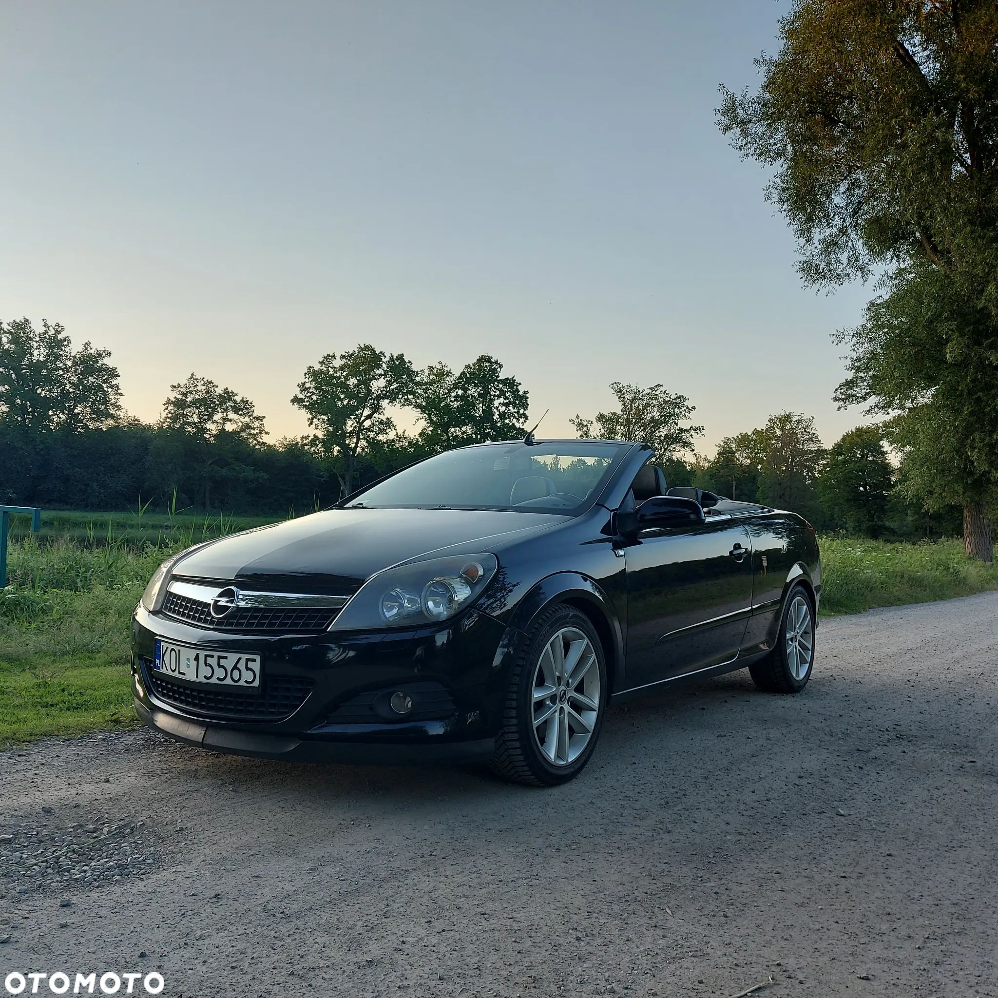 Opel Astra Twin Top 1.9 CDTI Cosmo - 1