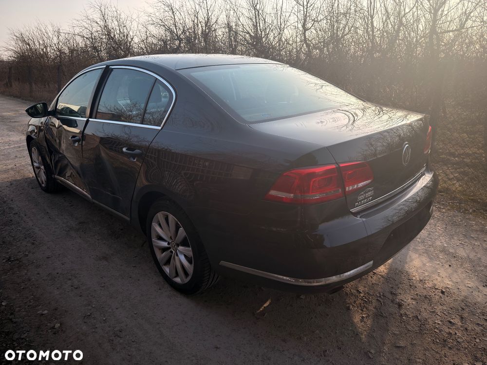 Volkswagen Passat 1.6 TDI BlueMotion - 5
