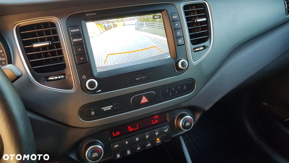 Kia Carens 1.6 GDI Dream Team Edition - 34