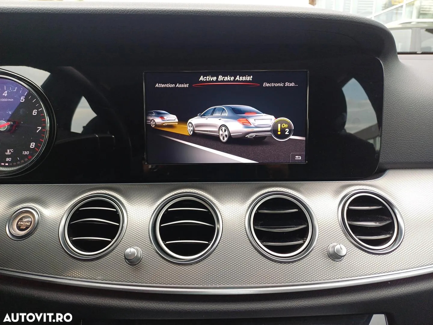 Mercedes-Benz E 200 9G-TRONIC Exclusive - 18