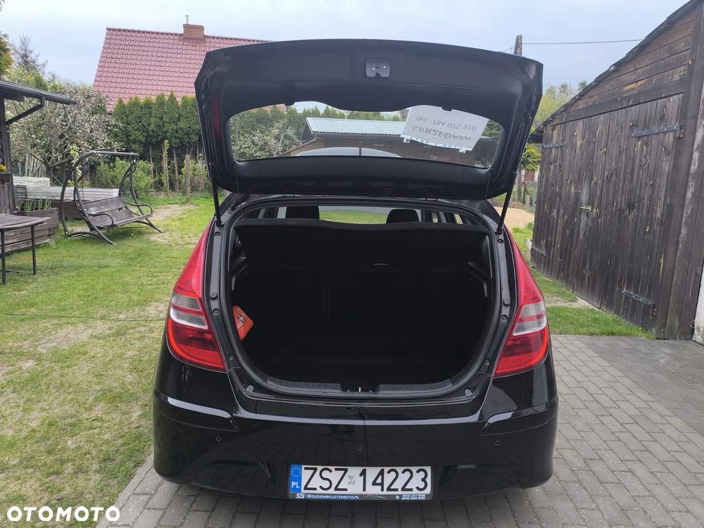 Hyundai i30 1.6 CRDi Blue Classic - 17