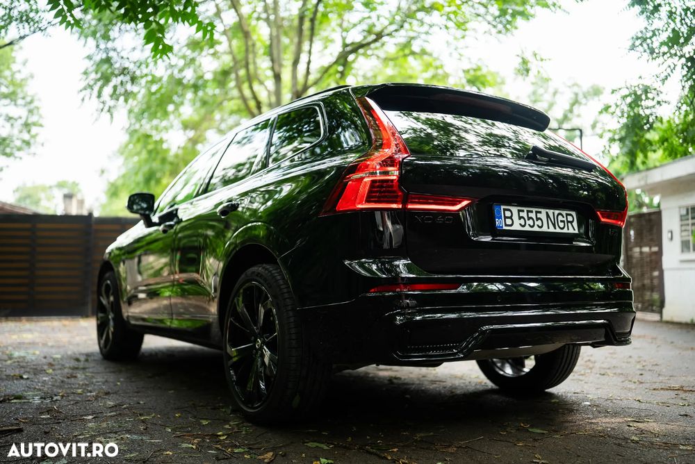 Volvo XC 60 B5 AT AWD MHEV Plus Dark - 3