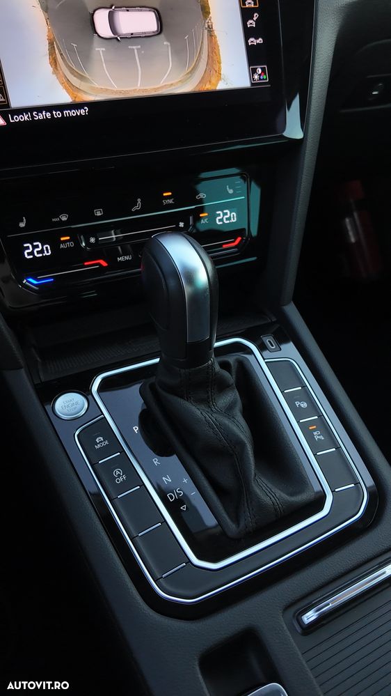 Volkswagen Passat - 14