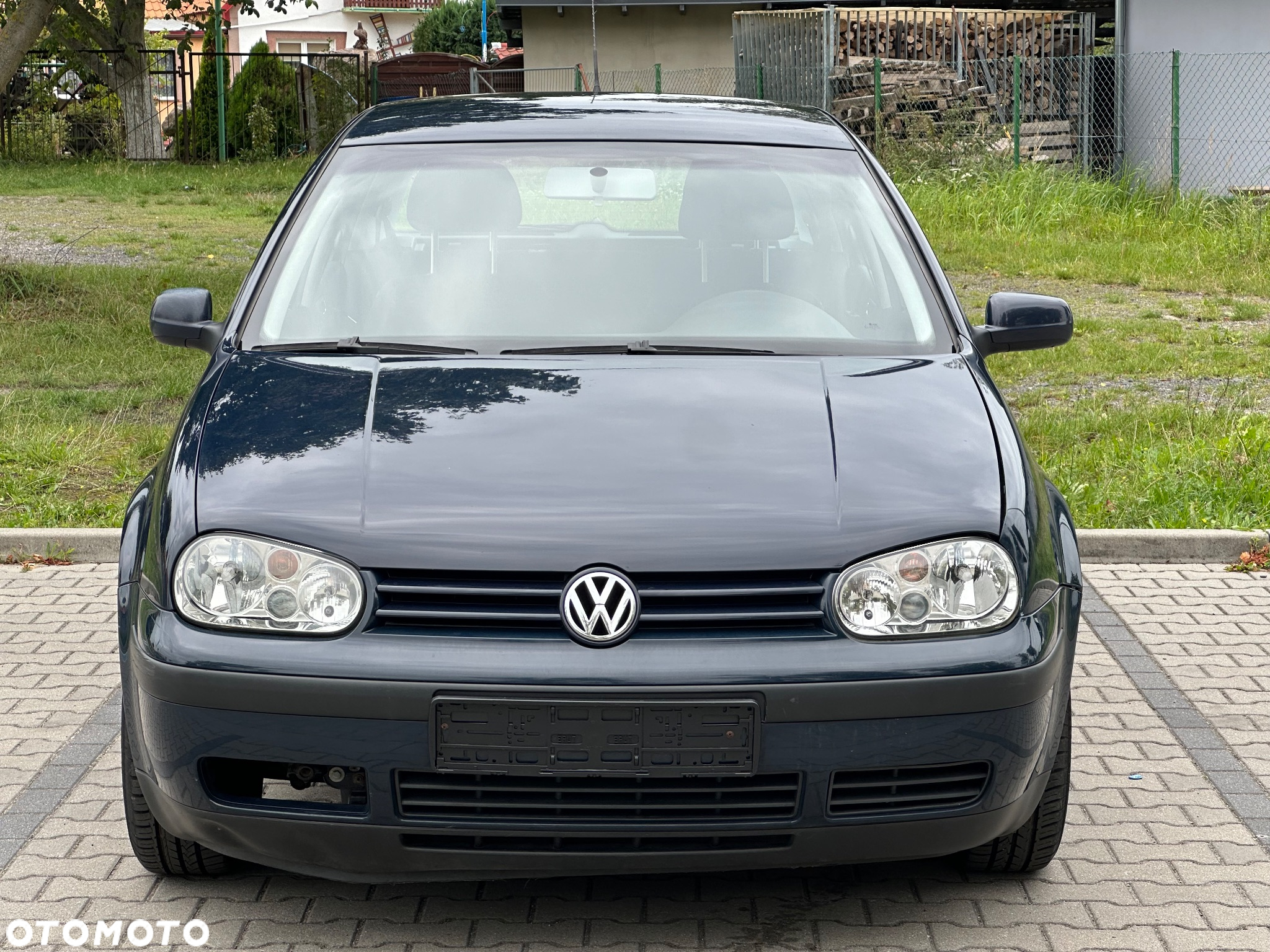 Volkswagen Golf - 2