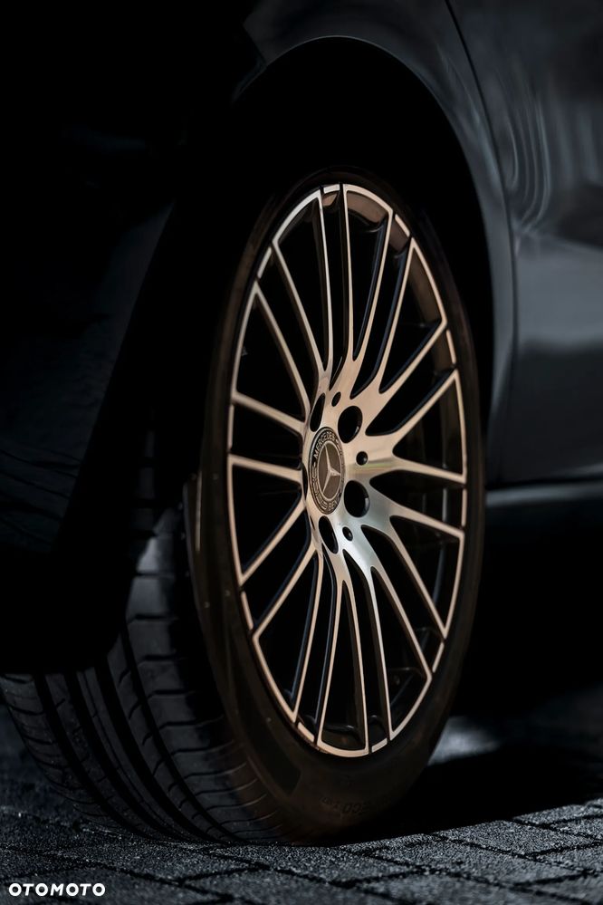 Mercedes-Benz CLA 180 d - 20