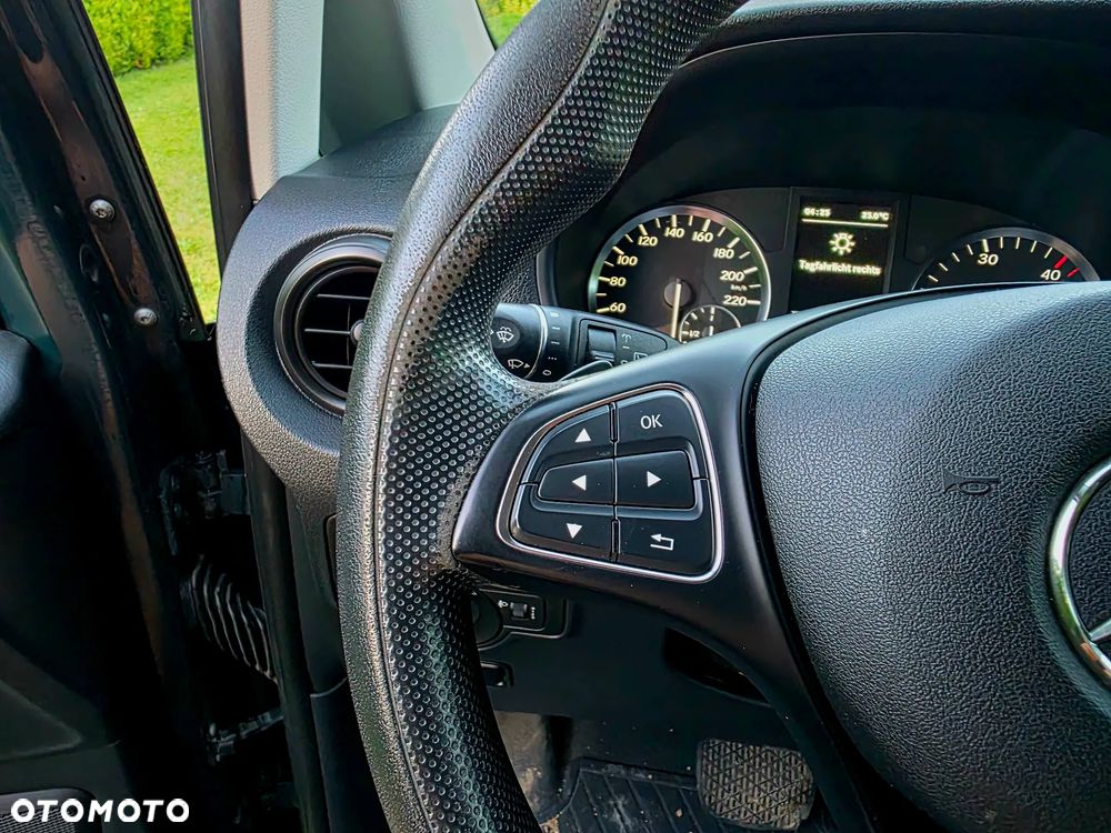 Mercedes-Benz Vito - 21
