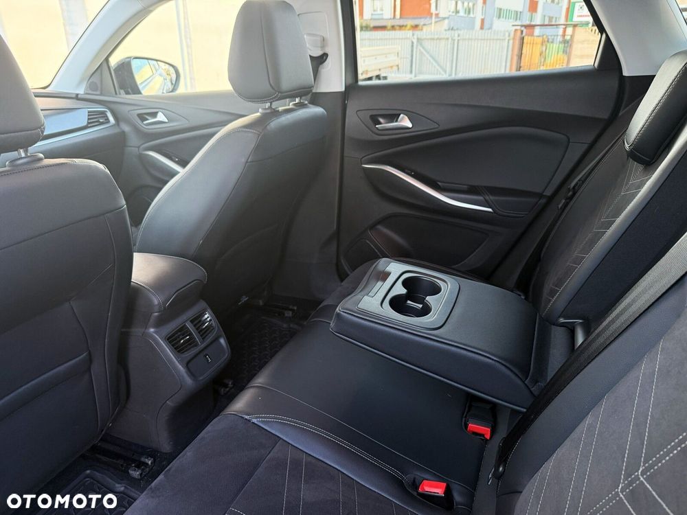 Opel Grandland 1.2 T GS Line S&S - 29