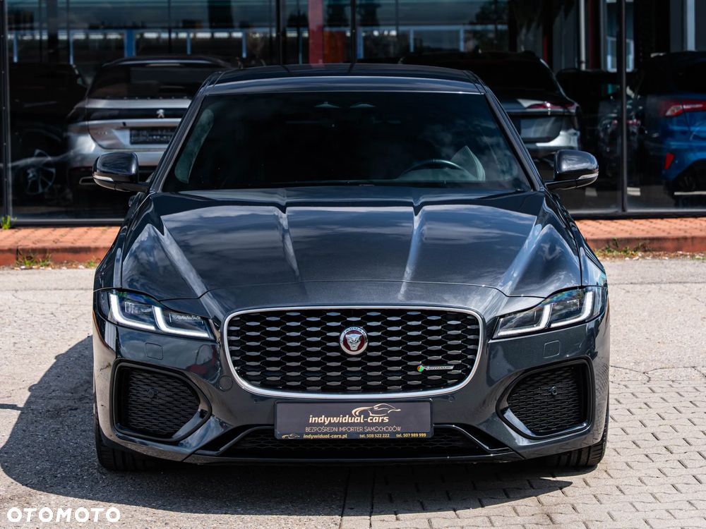 Jaguar XF D200 R-Dynamic HSE - 15