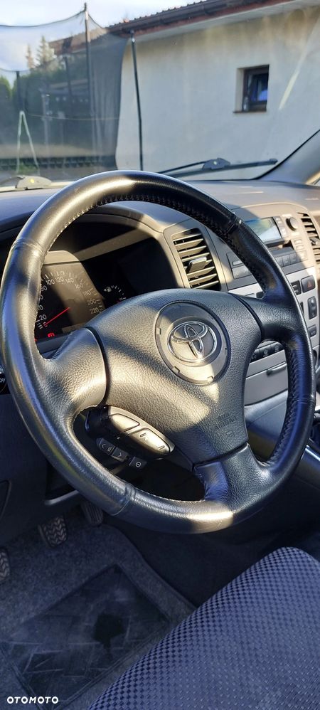 Toyota Corolla Verso 1.6 Terra - 10