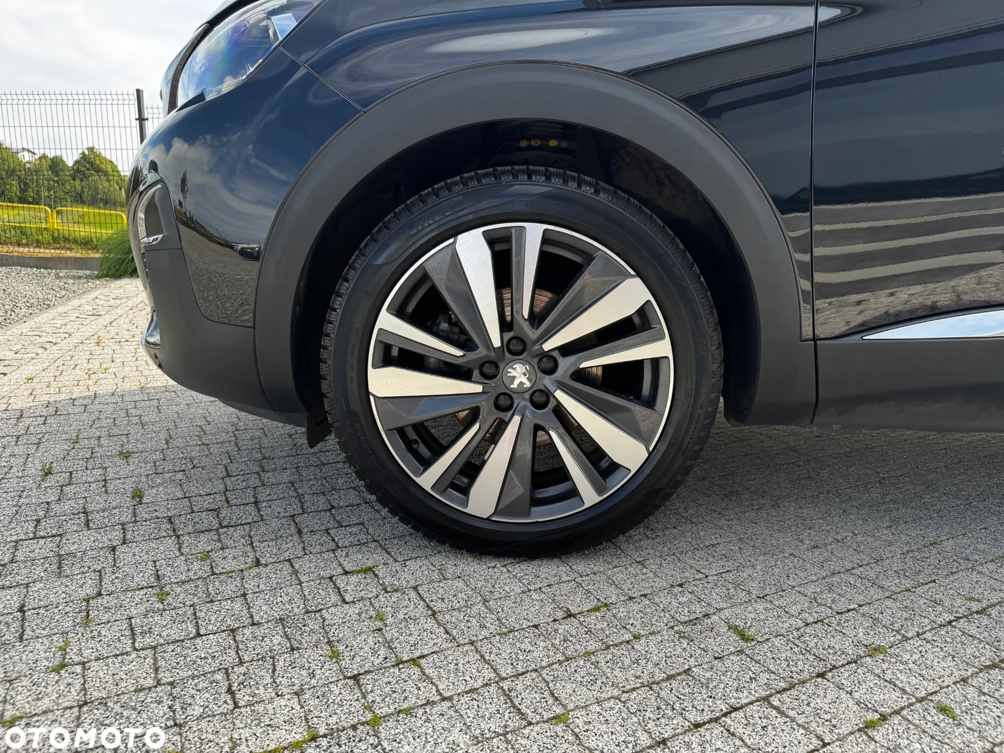 Peugeot 5008 - 10