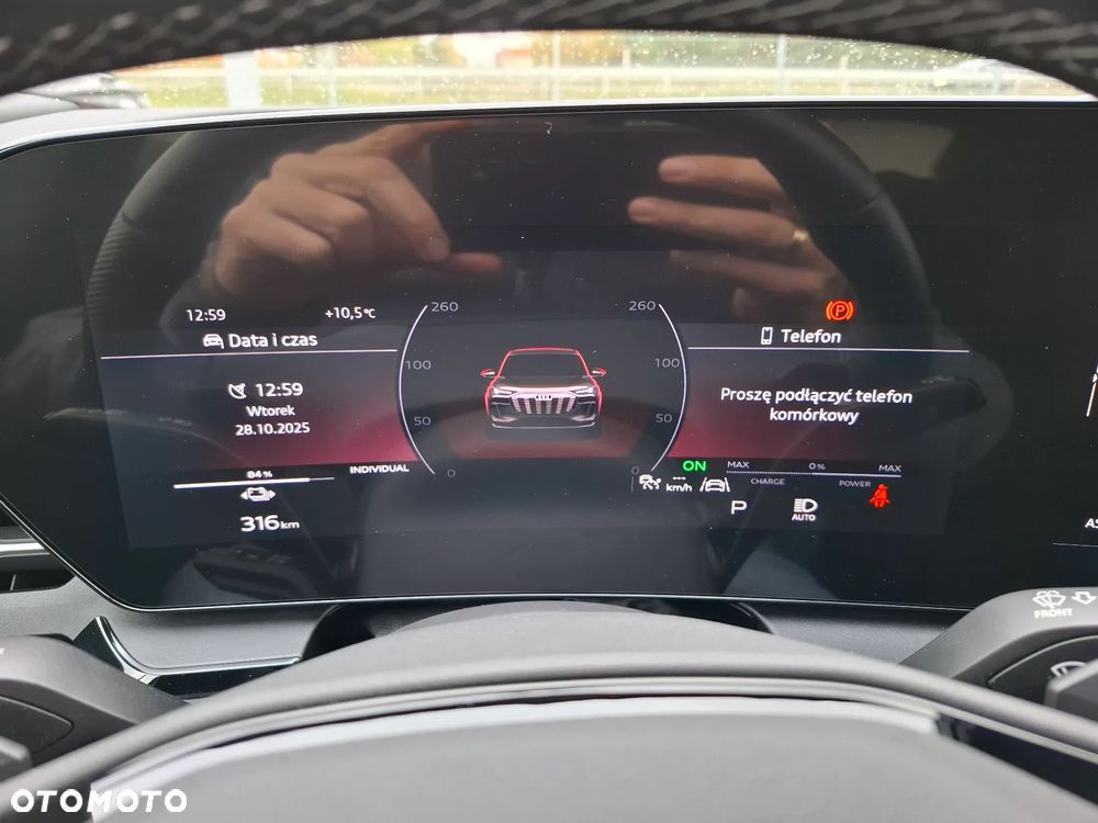 Audi Q6 e-tron Quattro - 18