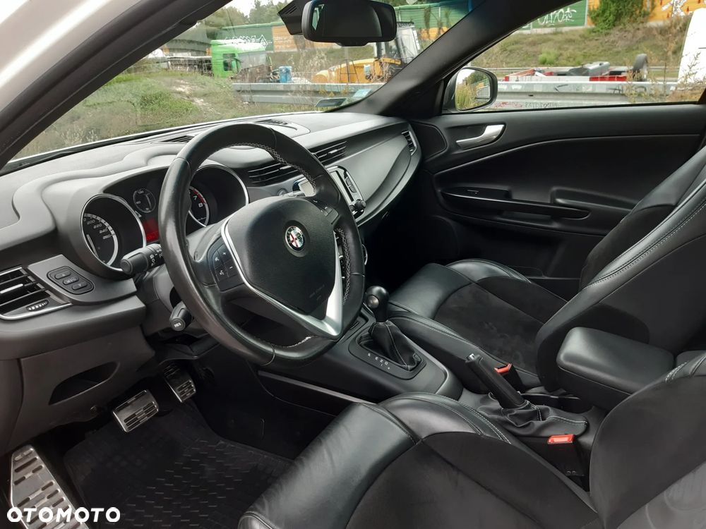 Alfa Romeo Giulietta - 6