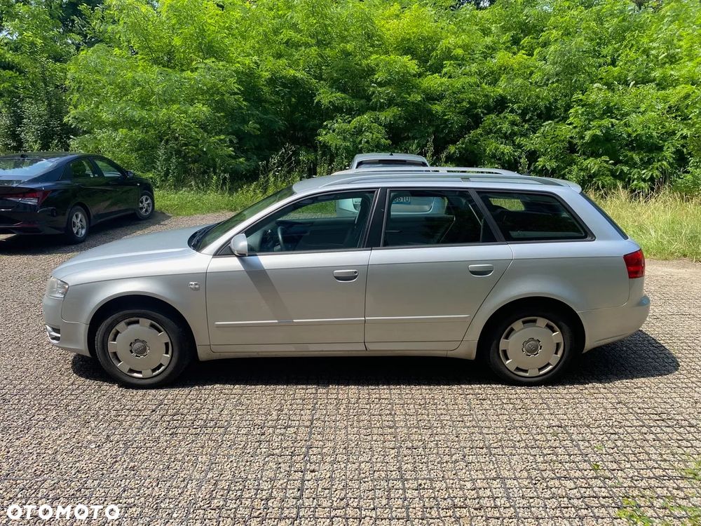 Audi A4 Avant - 4