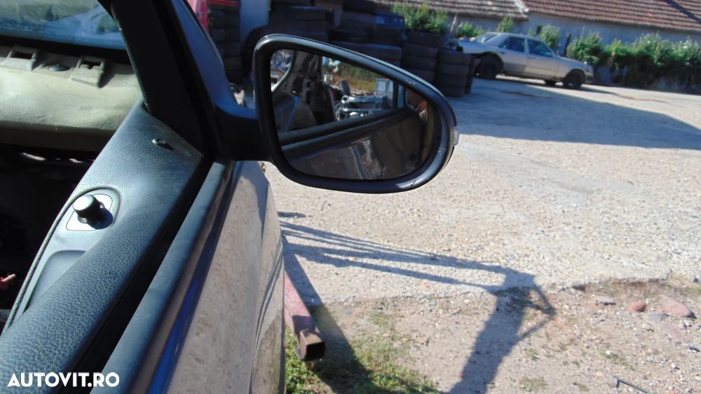 Oglinda VW Golf 6 an 2006-2015 oglinzi stanga dreapta dezmembrez golf 6 1.2 - 4