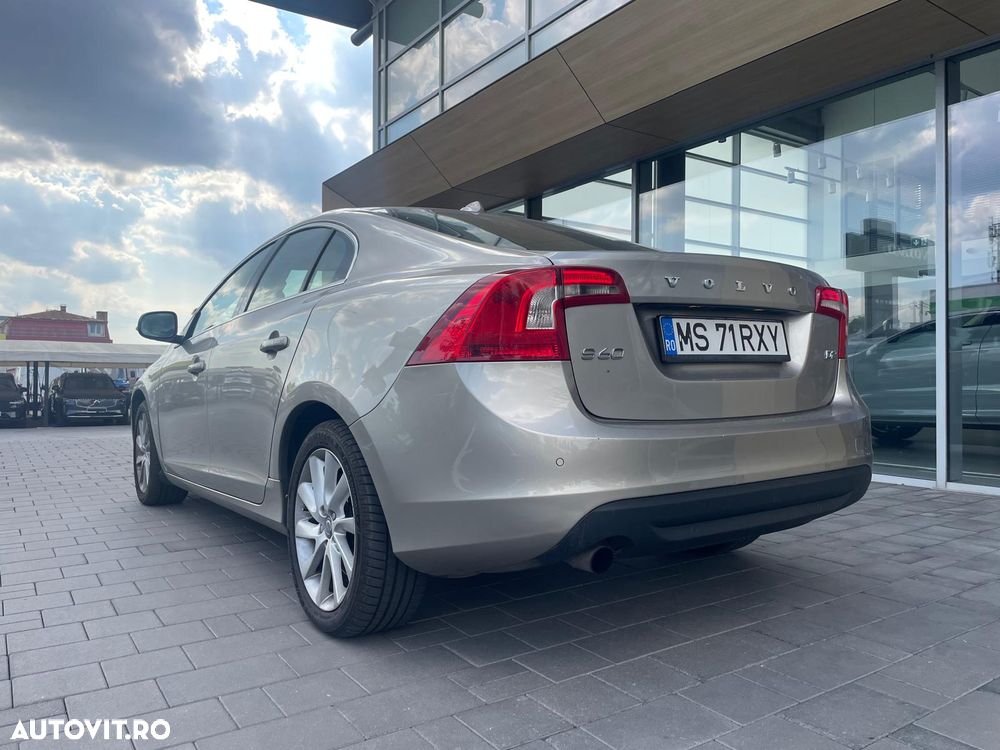 Volvo S60 - 6