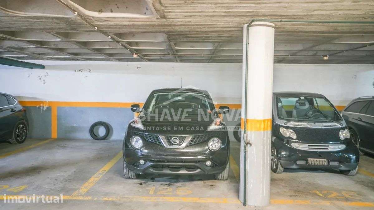 T2 renovado mobilado Jardins Arrábida - Gaia garagem e arrumos - Grande imagem: 5/25