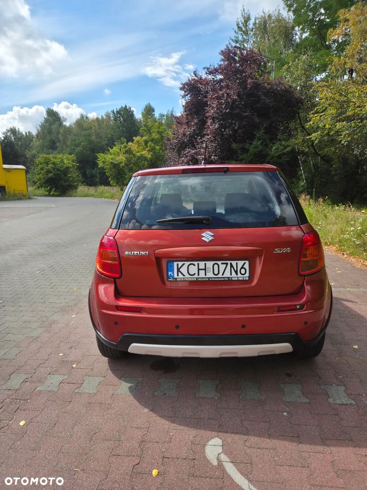 Suzuki SX4 1.6 GS / Premium - 4