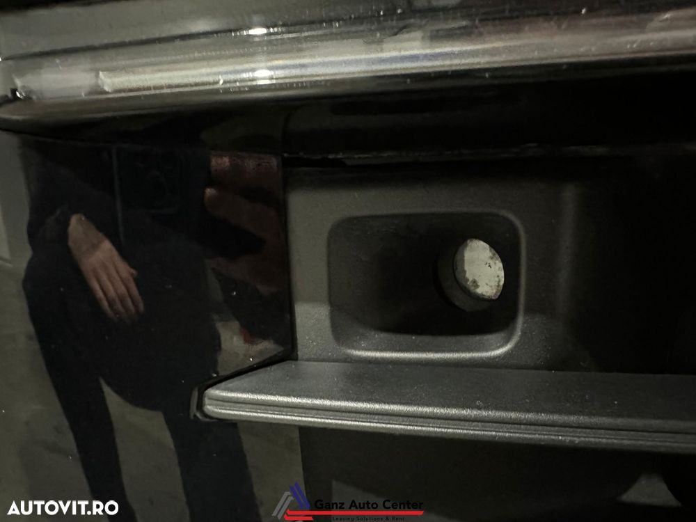 Porsche Cayenne Turbo Tiptronic S - 28