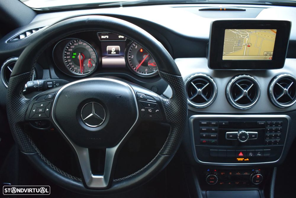 Mercedes-Benz GLA 180 CDI Urban - 55