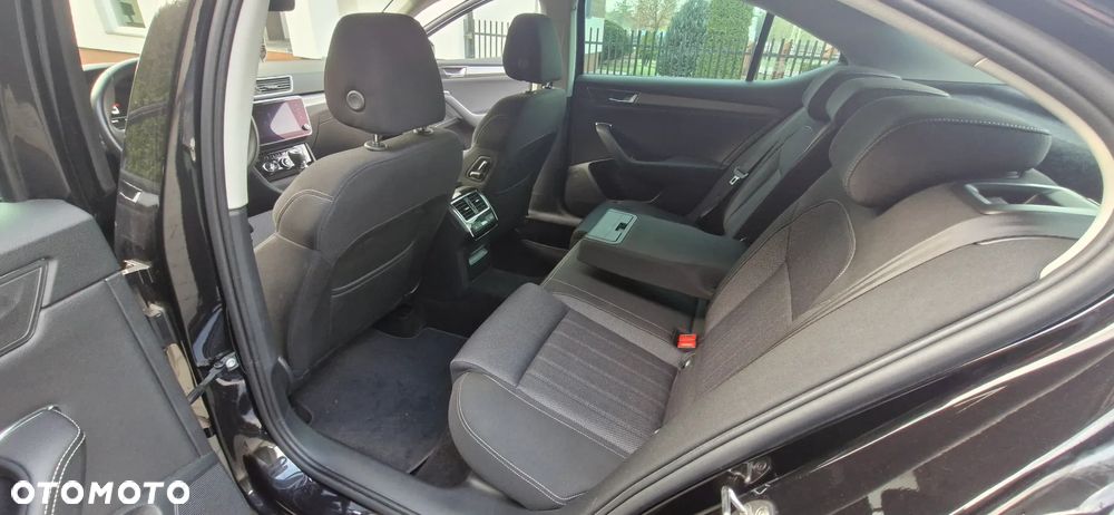 Skoda Superb ver-1-5-tsi-style - 14