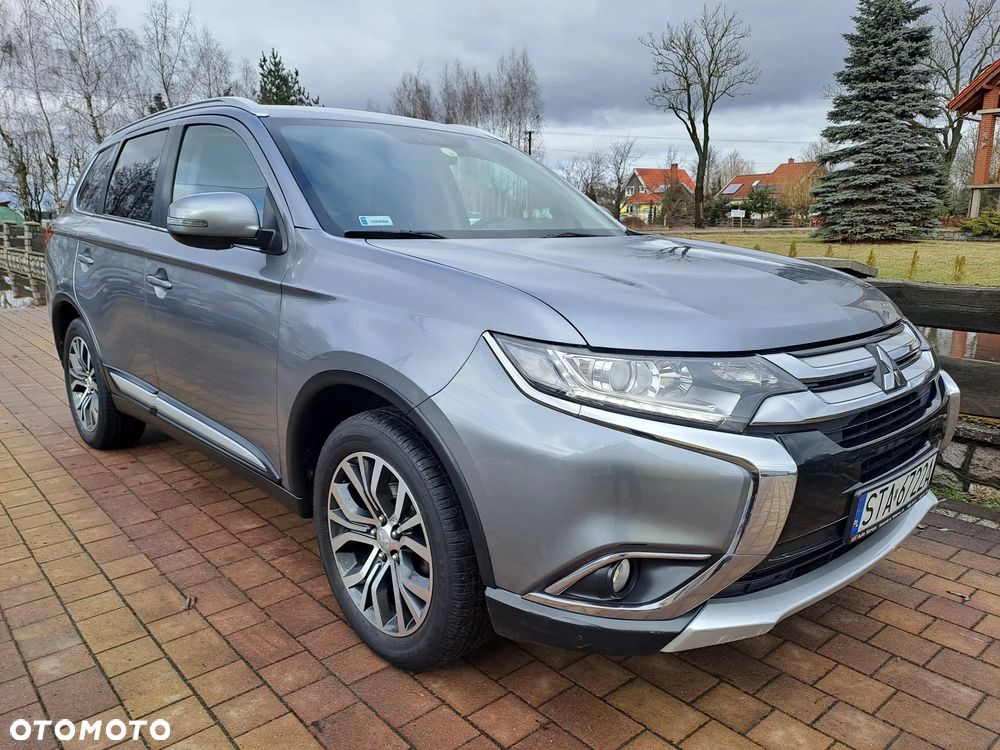 Mitsubishi Outlander - 4