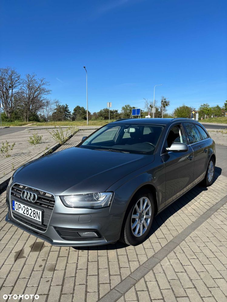 Audi A4 Avant - 1