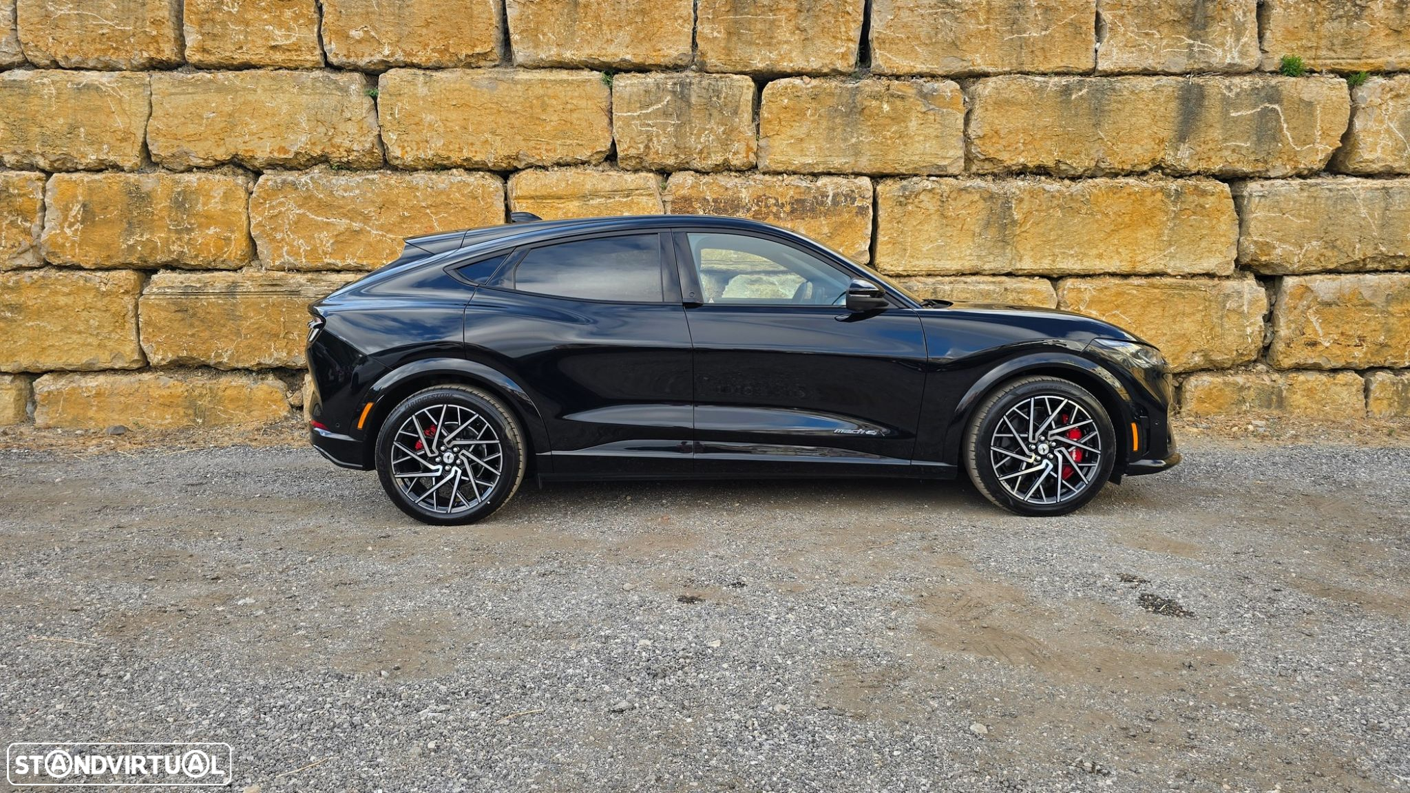 Ford Mustang Mach-E 98.7 kWh GT AWD - 4