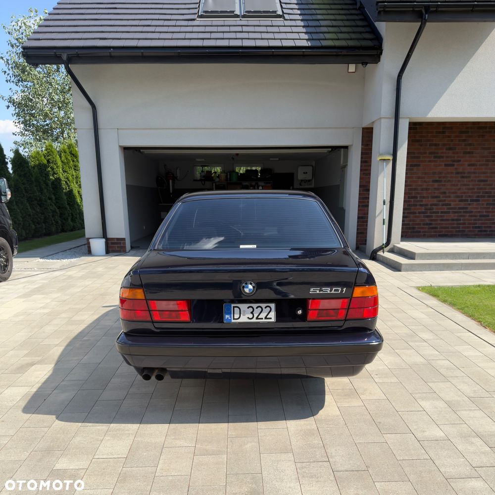 BMW Seria 5 530i V8 - 5